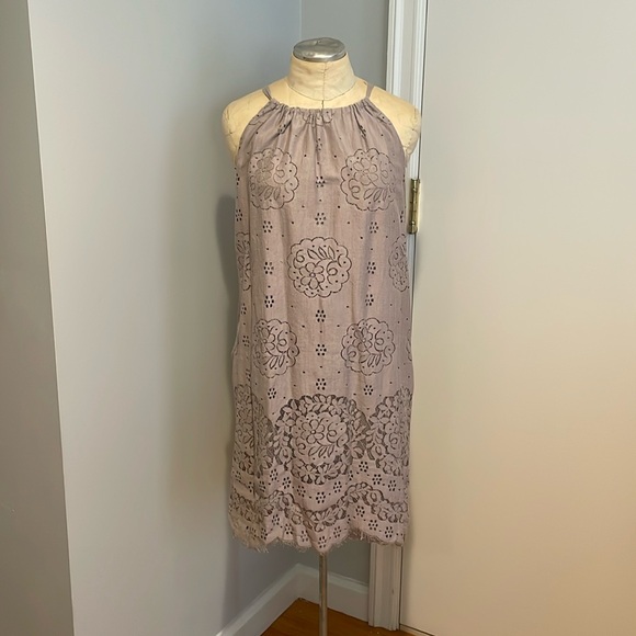 Max Studio Dresses & Skirts - Max Studio Gray Floral Dress Size Medium